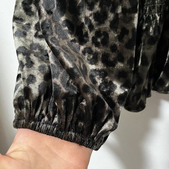 SAYLOR Velvet Animal Print Peplum Square Neck Top Size M Black Fairy Puff Sleeve - Picture 6 of 8